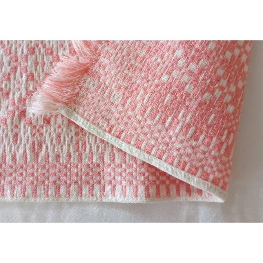Vintage 50s Set of 4 Pink Hand Woven Placemats Swedish Cotton Fringe